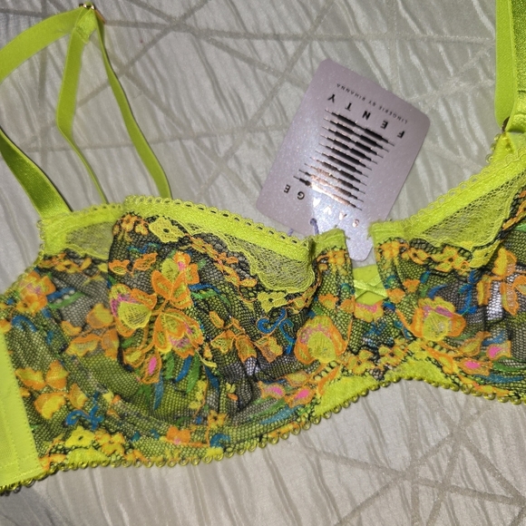 Savage X Fenty Neon Floral Lace Bra 38B NWT - Picture 6 of 8